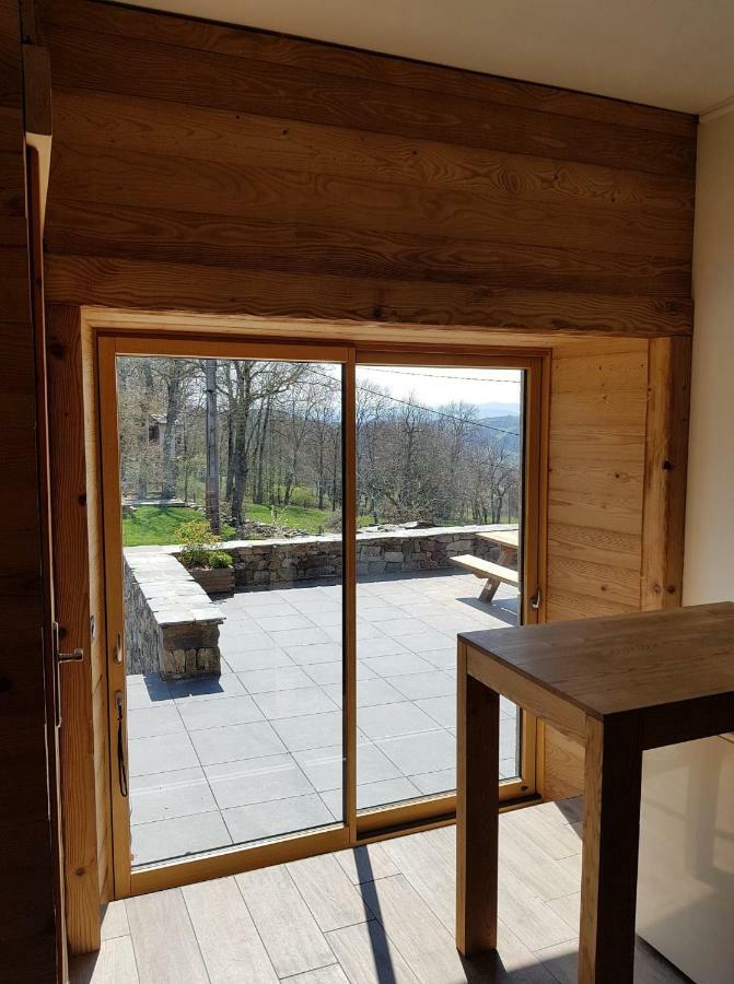 Chambre D'Hotes Aux Pays Des Sucs Saint-Hostien Exterior foto